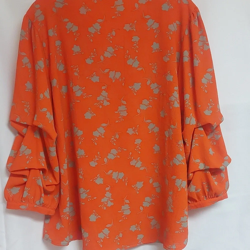 Orange and Gray Floral Blouse - Picture 2 of 3